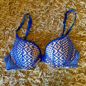 Victoria’s Secret Bombshell Bra